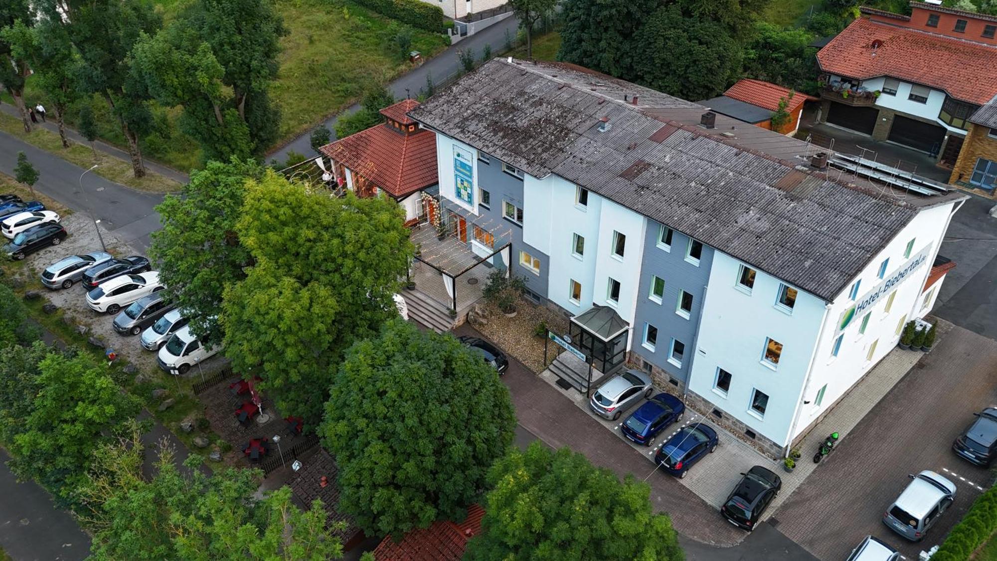 Garni Hotel Biebertal Am Milseburgradweg 호프비에버 외부 사진